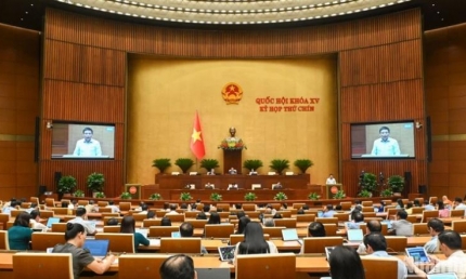 Quốc hội họp về phát triển kinh tế tư nhân, quyết toán ngân sách nhà nước