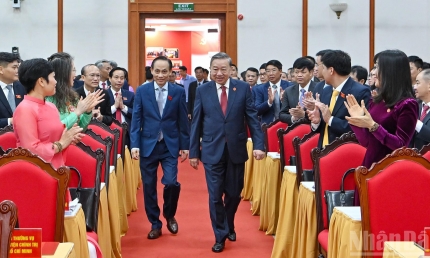 [Ảnh] Tổng Bí thư Tô Lâm dự Đại hội Đảng bộ Văn phòng Trung ương Đảng nhiệm kỳ 2025-2030