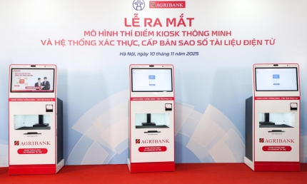 Agribank đồng hành cùng TP Hà Nội trong chuyển đổi số, tài trợ Kiosk thông minh - bước tiến mới trong cải cách hành chính
