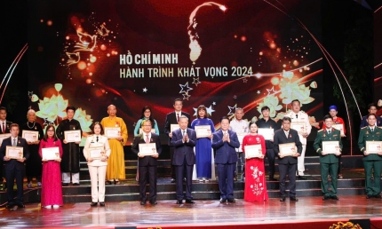 Hồ Chí Minh - Hành trình khát vọng 2024: Tôn vinh 25 điển hình tiêu biểu trong học tập và làm theo tư tưởng, đạo đức, phong cách Hồ Chí Minh