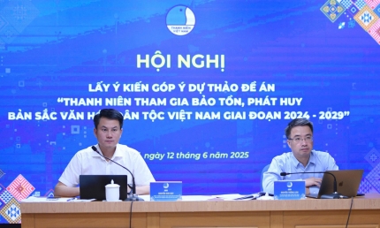 Phát huy vai trò thanh niên trong bảo tồn và phát triển bản sắc văn hóa dân tộc