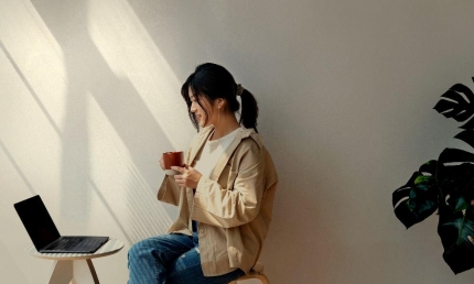 Người trẻ Việt ưu tiên chi tiêu ngắn hạn giữa áp lực lạm phát gia tăng