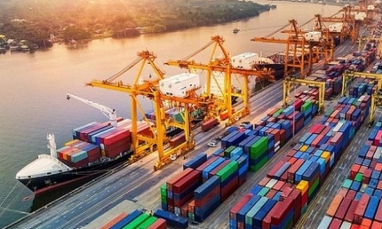 Cán cân thương mại hàng hóa của Việt Nam thặng dư 3,72 tỷ USD trong tháng 8/2025