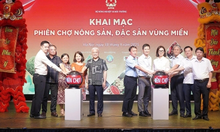 Khai mạc phiên chợ nông sản, đặc sản vùng miền năm 2025