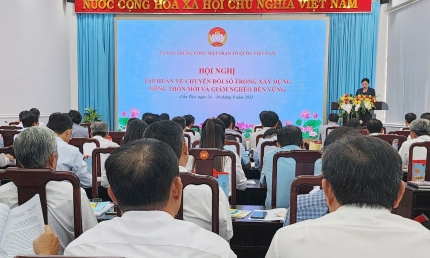 Chuyển đổi số để giảm nghèo bền vững