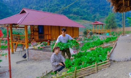 Thanh niên dân tộc Mường tiên phong chuyển đổi số trong nông nghiệp ở Sơn La