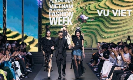 NTK Vũ Việt Hà được lựa chọn mở màn Tuần lễ thời trang quốc tế Việt Nam Thu đông 2025