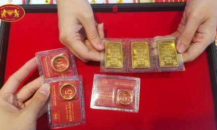 Giá vàng hôm nay 25/11: Vàng miếng và nhẫn tăng 2 triệu đồng/lượng