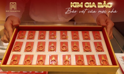 Giá vàng hôm nay 4/12: Vàng miếng ổn định, vàng nhẫn tiếp tục giảm