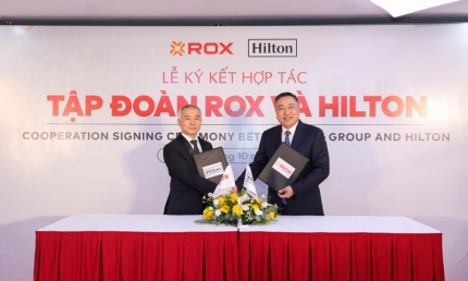 ROX Group và Hilton ký thoả thuận hợp tác phát triển phân khúc khách sạn trung cấp.