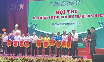 Xây dựng văn hoá phục vụ xe buýt Transerco 2024