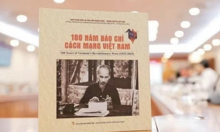Ra mắt Sách ảnh “100 năm Báo chí Cách mạng Việt Nam (1925-2025)”