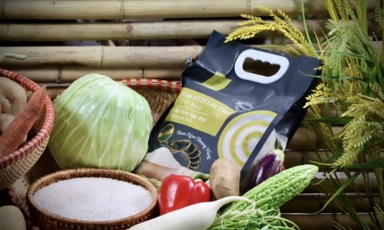 Livestream “Hello Vietnam”: Từ phiên chợ truyền thống đến nền tảng số