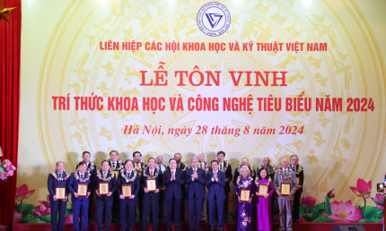 Đội ngũ trí thức khoa học và công nghệ là lực lượng nòng cốt cho sự phát triển quốc gia