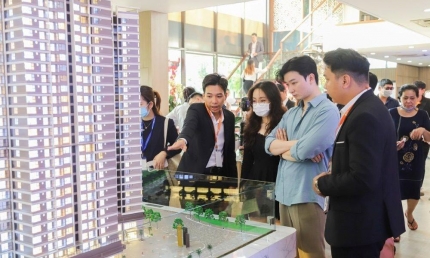 Doanh nghiệp bất động sản “đua nhau” quay lại hoạt động khi giá nhà liên tục tăng cao