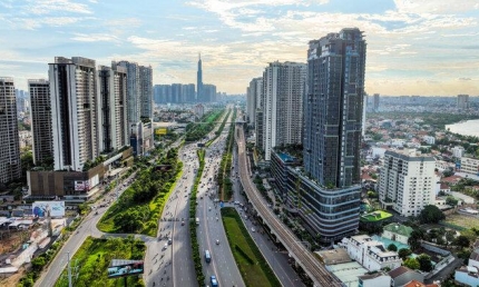 Vốn ngoại đổ vào bất động sản vượt 5,7 tỷ USD sau 11 tháng