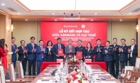 Agribank và Cục Thuế ký kết hợp tác, đồng hành hỗ trợ hộ kinh doanh sẵn sàng chuyển đổi từ phương pháp thuế khoán sang thuế kê khai