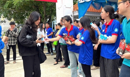 Tiếp sức mùa thi 2025: Ứng dụng công nghệ, lan tỏa tinh thần tình nguyện