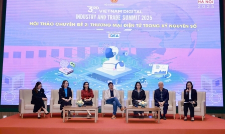 Chuyển đổi số ngành Công Thương: Từ thương mại điện tử đến sản xuất xanh, năng lượng thông minh