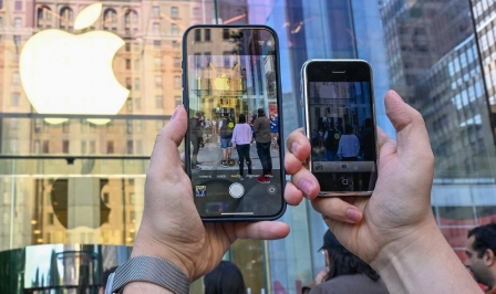 Bất chấp doanh số iPhone giảm, Apple chi 110 tỷ USD mua lại khối cổ phiếu kỷ lục