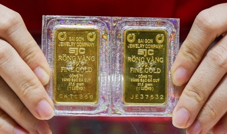 Giá vàng xác lập mức kỷ lục mới: 86,2 triệu đồng/lượng