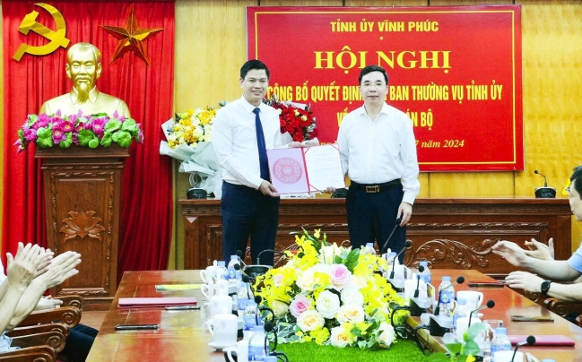 Vĩnh Phúc: Công bố Quyết định của Ban Thường vụ Tỉnh ủy về công tác cán bộ tại huyện Sông Lô