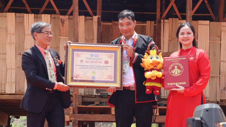 Tu Mơ Rông (Kon Tum): Tổ chức chuỗi hoạt động bảo tồn văn hoá, nâng tầm dược liệu