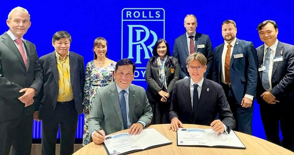 Rolls-Royce và Vietjet ký thỏa thuận dịch vụ chăm sóc và bảo hành toàn diện TotalCare cho 40 động cơ Trent 7000