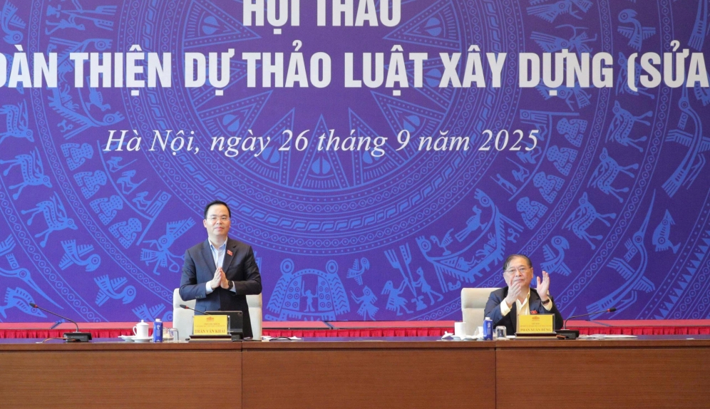 Đơn giản hóa và cắt giảm mạnh thủ tục xây dựng