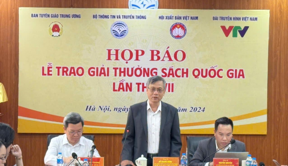 Giải thưởng Sách quốc gia lần thứ VII