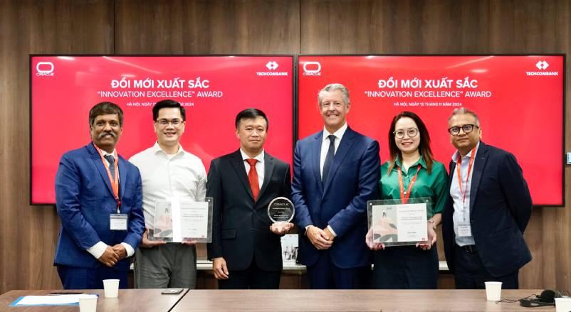 Techcombank nhận giải thưởng Sáng tạo xuất sắc từ Oracle